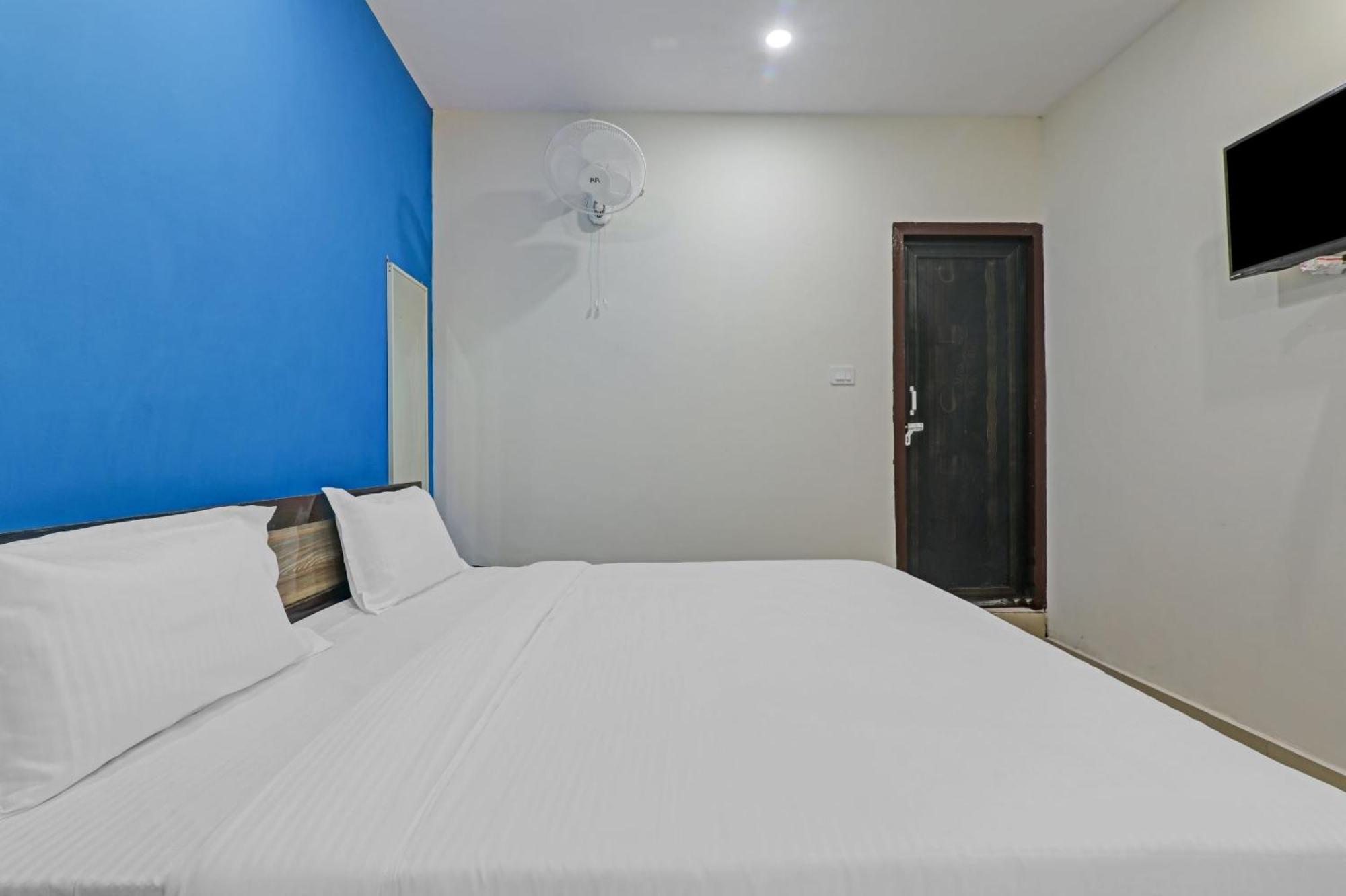 Hotel O Rudra Palace Near Phoenix United לקנאו מראה חיצוני תמונה